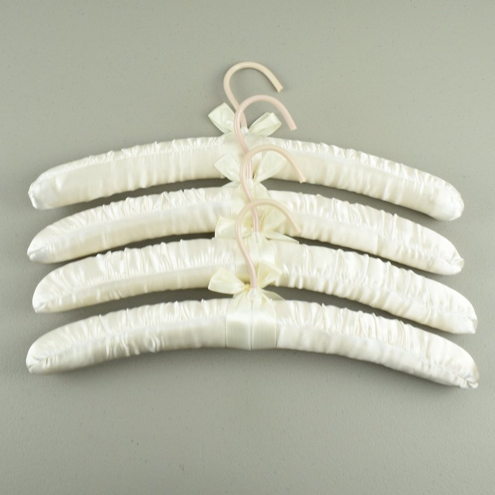 Satin Cushioned Hanger Set of (4) - Picture 6 of 7